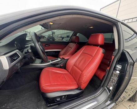 Чорний БМВ 3 Серія, об'ємом двигуна 2.5 л та пробігом 230 тис. км за 8200 $, фото 10 на Automoto.ua