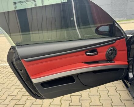 Чорний БМВ 3 Серія, об'ємом двигуна 2.5 л та пробігом 230 тис. км за 8200 $, фото 12 на Automoto.ua