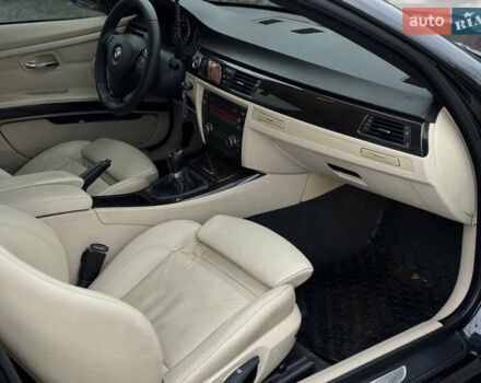 Чорний БМВ 3 Серія, об'ємом двигуна 2 л та пробігом 315 тис. км за 9500 $, фото 21 на Automoto.ua