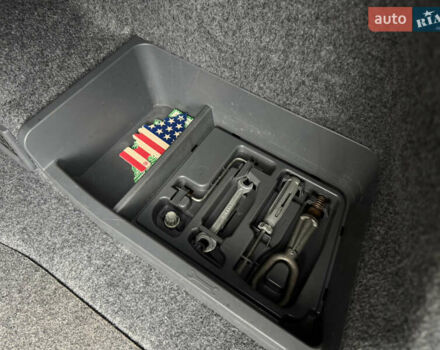 Чорний БМВ 3 Серія, об'ємом двигуна 2 л та пробігом 315 тис. км за 9500 $, фото 47 на Automoto.ua