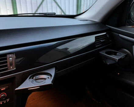 Черный БМВ 3 Серия, объемом двигателя 3 л и пробегом 215 тыс. км за 7800 $, фото 14 на Automoto.ua