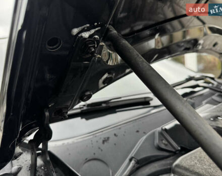 Чорний БМВ 3 Серія, об'ємом двигуна 2 л та пробігом 315 тис. км за 9500 $, фото 41 на Automoto.ua