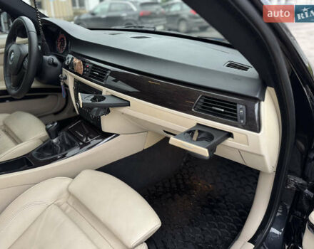 Чорний БМВ 3 Серія, об'ємом двигуна 2 л та пробігом 315 тис. км за 9500 $, фото 32 на Automoto.ua