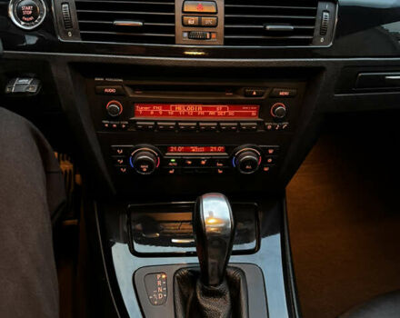 Черный БМВ 3 Серия, объемом двигателя 3 л и пробегом 215 тыс. км за 7800 $, фото 13 на Automoto.ua