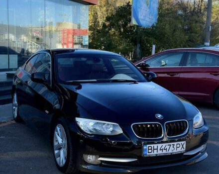 Чорний БМВ 3 Серія, об'ємом двигуна 2 л та пробігом 126 тис. км за 12570 $, фото 4 на Automoto.ua