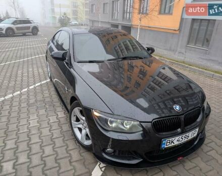 Черный БМВ 3 Серия, объемом двигателя 3 л и пробегом 204 тыс. км за 10000 $, фото 4 на Automoto.ua