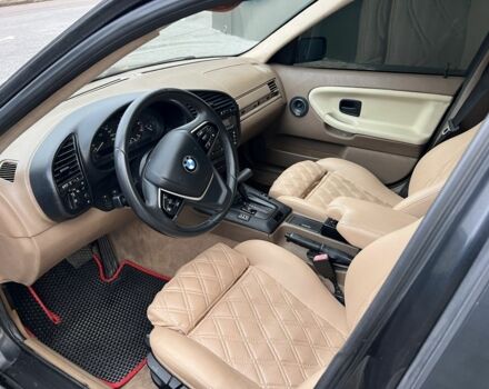 Чорний БМВ 3 Серія, об'ємом двигуна 2.5 л та пробігом 377 тис. км за 3999 $, фото 6 на Automoto.ua