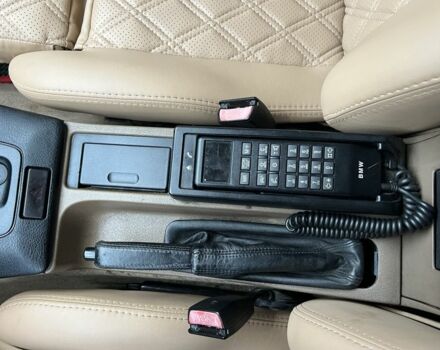 Чорний БМВ 3 Серія, об'ємом двигуна 2.5 л та пробігом 377 тис. км за 3999 $, фото 5 на Automoto.ua