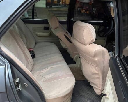 Черный БМВ 3 Серия, объемом двигателя 2 л и пробегом 240 тыс. км за 1400 $, фото 11 на Automoto.ua