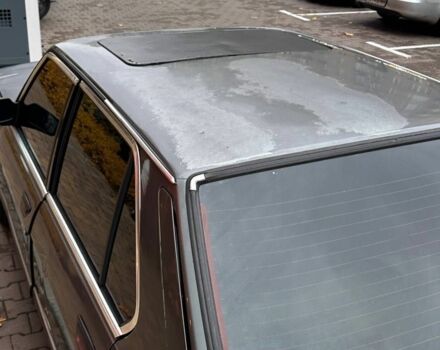 Черный БМВ 3 Серия, объемом двигателя 2 л и пробегом 240 тыс. км за 1400 $, фото 5 на Automoto.ua