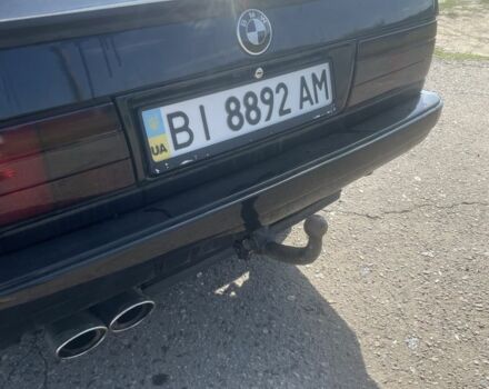 Черный БМВ 3 Серия, объемом двигателя 1.8 л и пробегом 321 тыс. км за 1900 $, фото 5 на Automoto.ua