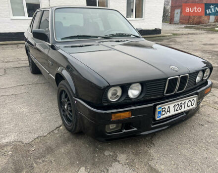 Чорний БМВ 3 Серія, об'ємом двигуна 2.4 л та пробігом 253 тис. км за 2100 $, фото 3 на Automoto.ua