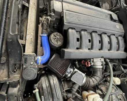 Чорний БМВ 3 Серія, об'ємом двигуна 2.5 л та пробігом 50 тис. км за 2400 $, фото 7 на Automoto.ua