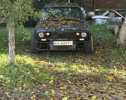 Черный БМВ 3 Серия, объемом двигателя 3.5 л и пробегом 300 тыс. км за 2900 $, фото 8 на Automoto.ua