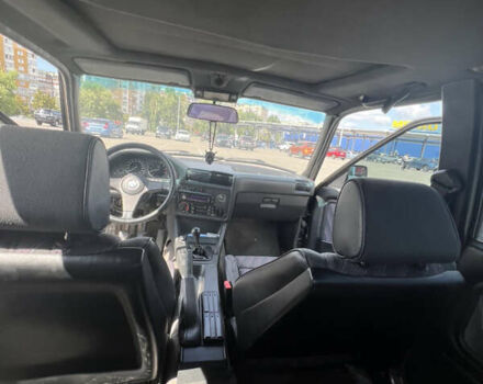 Черный БМВ 3 Серия, объемом двигателя 2.5 л и пробегом 300 тыс. км за 2500 $, фото 8 на Automoto.ua