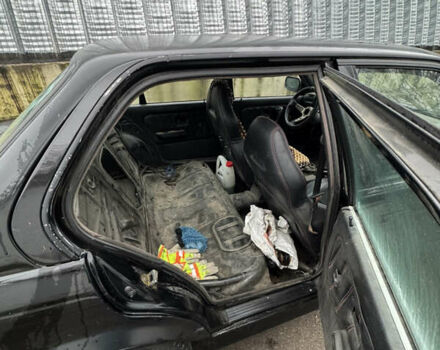 Черный БМВ 3 Серия, объемом двигателя 3.5 л и пробегом 350 тыс. км за 2300 $, фото 10 на Automoto.ua