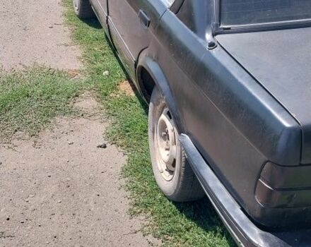 Черный БМВ 3 Серия, объемом двигателя 2.5 л и пробегом 260 тыс. км за 1700 $, фото 3 на Automoto.ua