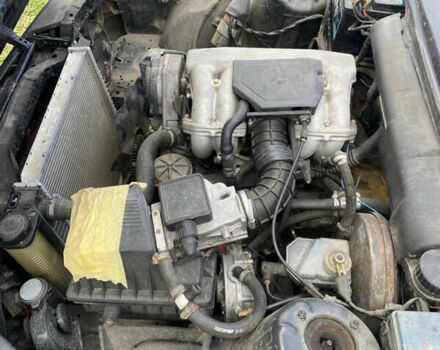 Черный БМВ 3 Серия, объемом двигателя 1.8 л и пробегом 400 тыс. км за 1900 $, фото 7 на Automoto.ua