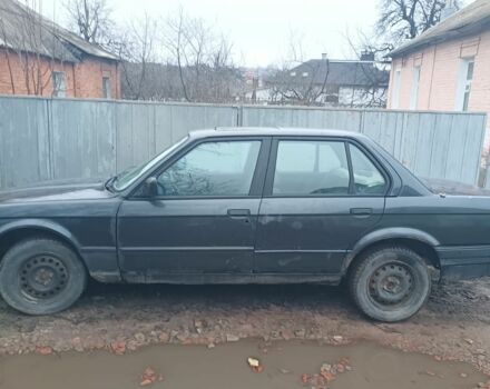 Черный БМВ 3 Серия, объемом двигателя 1 л и пробегом 200 тыс. км за 1200 $, фото 2 на Automoto.ua