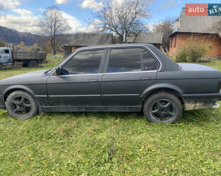 Черный БМВ 3 Серия, объемом двигателя 1.8 л и пробегом 400 тыс. км за 1900 $, фото 5 на Automoto.ua