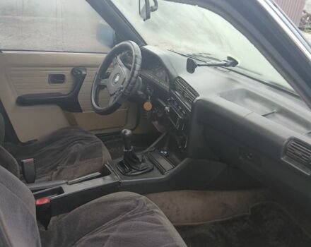 Черный БМВ 3 Серия, объемом двигателя 1.8 л и пробегом 546 тыс. км за 1200 $, фото 4 на Automoto.ua