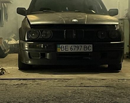 Чорний БМВ 3 Серія, об'ємом двигуна 2 л та пробігом 3 тис. км за 1400 $, фото 1 на Automoto.ua