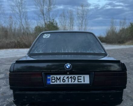 Черный БМВ 3 Серия, объемом двигателя 1.6 л и пробегом 300 тыс. км за 1500 $, фото 4 на Automoto.ua