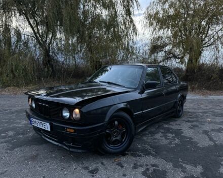 Черный БМВ 3 Серия, объемом двигателя 1.6 л и пробегом 300 тыс. км за 1500 $, фото 1 на Automoto.ua