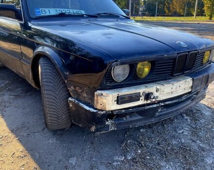 Черный БМВ 3 Серия, объемом двигателя 1.8 л и пробегом 350 тыс. км за 2200 $, фото 5 на Automoto.ua