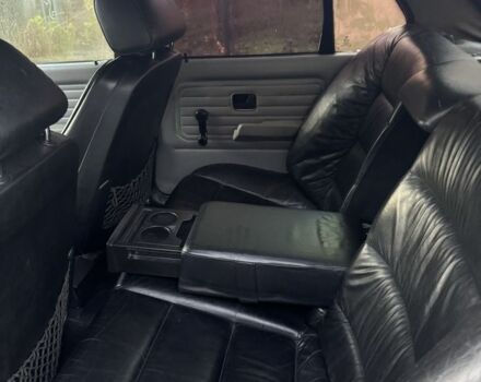 Черный БМВ 3 Серия, объемом двигателя 1.6 л и пробегом 300 тыс. км за 1300 $, фото 5 на Automoto.ua