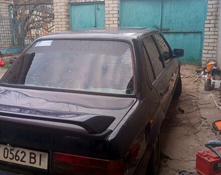 Чорний БМВ 3 Серія, об'ємом двигуна 1.6 л та пробігом 360 тис. км за 1200 $, фото 3 на Automoto.ua