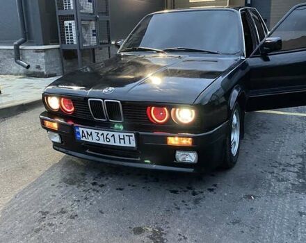 Чорний БМВ 3 Серія, об'ємом двигуна 1.8 л та пробігом 1 тис. км за 2500 $, фото 3 на Automoto.ua