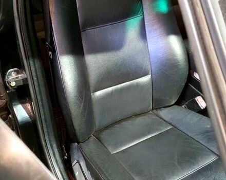 Черный БМВ 3 Серия, объемом двигателя 1.8 л и пробегом 416 тыс. км за 3300 $, фото 9 на Automoto.ua