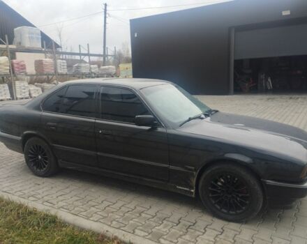 Черный БМВ 3 Серия, объемом двигателя 2 л и пробегом 640 тыс. км за 2500 $, фото 2 на Automoto.ua