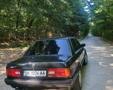 Чорний БМВ 3 Серія, об'ємом двигуна 0 л та пробігом 400 тис. км за 1600 $, фото 4 на Automoto.ua