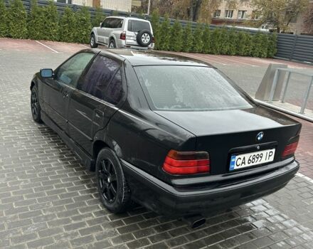 Чорний БМВ 3 Серія, об'ємом двигуна 1.6 л та пробігом 256 тис. км за 2350 $, фото 3 на Automoto.ua