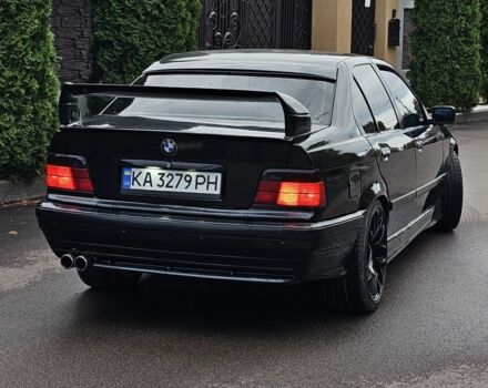 Чорний БМВ 3 Серія, об'ємом двигуна 2.5 л та пробігом 180 тис. км за 4100 $, фото 10 на Automoto.ua