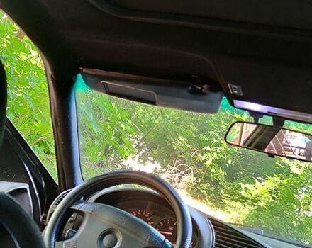 Черный БМВ 3 Серия, объемом двигателя 1.8 л и пробегом 416 тыс. км за 3300 $, фото 7 на Automoto.ua