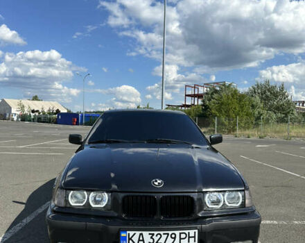Черный БМВ 3 Серия, объемом двигателя 2.49 л и пробегом 190 тыс. км за 4300 $, фото 1 на Automoto.ua