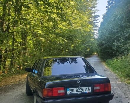 Чорний БМВ 3 Серія, об'ємом двигуна 0 л та пробігом 400 тис. км за 1600 $, фото 3 на Automoto.ua