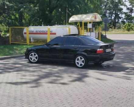 Черный БМВ 3 Серия, объемом двигателя 2.5 л и пробегом 485 тыс. км за 3800 $, фото 8 на Automoto.ua