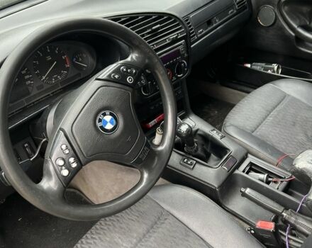 Чорний БМВ 3 Серія, об'ємом двигуна 1.8 л та пробігом 3 тис. км за 2000 $, фото 6 на Automoto.ua