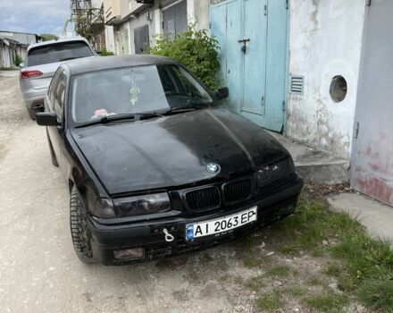 Чорний БМВ 3 Серія, об'ємом двигуна 2.5 л та пробігом 500 тис. км за 1000 $, фото 8 на Automoto.ua