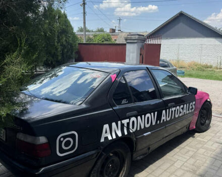 Черный БМВ 3 Серия, объемом двигателя 2.5 л и пробегом 300 тыс. км за 3999 $, фото 2 на Automoto.ua