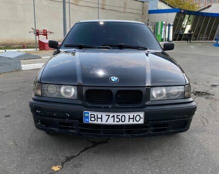 Чорний БМВ 3 Серія, об'ємом двигуна 1.6 л та пробігом 390 тис. км за 3350 $, фото 2 на Automoto.ua