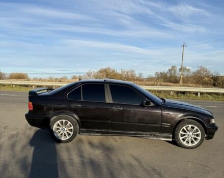 Черный БМВ 3 Серия, объемом двигателя 1.8 л и пробегом 368 тыс. км за 2550 $, фото 4 на Automoto.ua