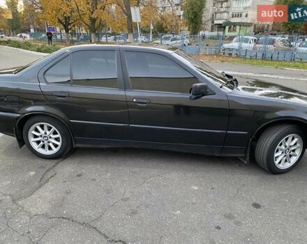Чорний БМВ 3 Серія, об'ємом двигуна 1.6 л та пробігом 390 тис. км за 3350 $, фото 6 на Automoto.ua