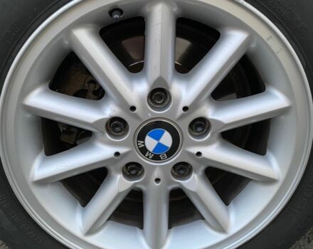 Чорний БМВ 3 Серія, об'ємом двигуна 1.6 л та пробігом 390 тис. км за 3350 $, фото 11 на Automoto.ua