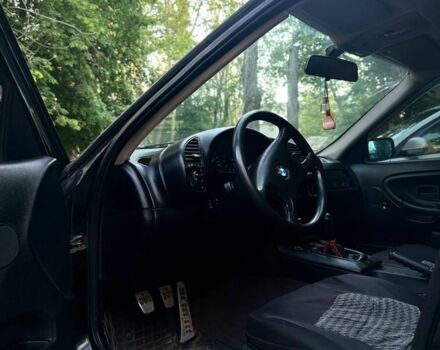 Чорний БМВ 3 Серія, об'ємом двигуна 1.6 л та пробігом 288 тис. км за 2750 $, фото 5 на Automoto.ua