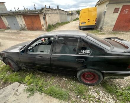 Чорний БМВ 3 Серія, об'ємом двигуна 2.5 л та пробігом 500 тис. км за 1000 $, фото 5 на Automoto.ua